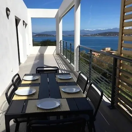 Les Terrasses De La Pinede - Appt Climatise