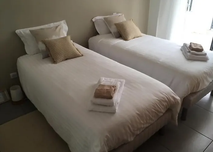 Les Terrasses De La Pinede - Appt Climatise * Coti-Chiavari (Corsica)